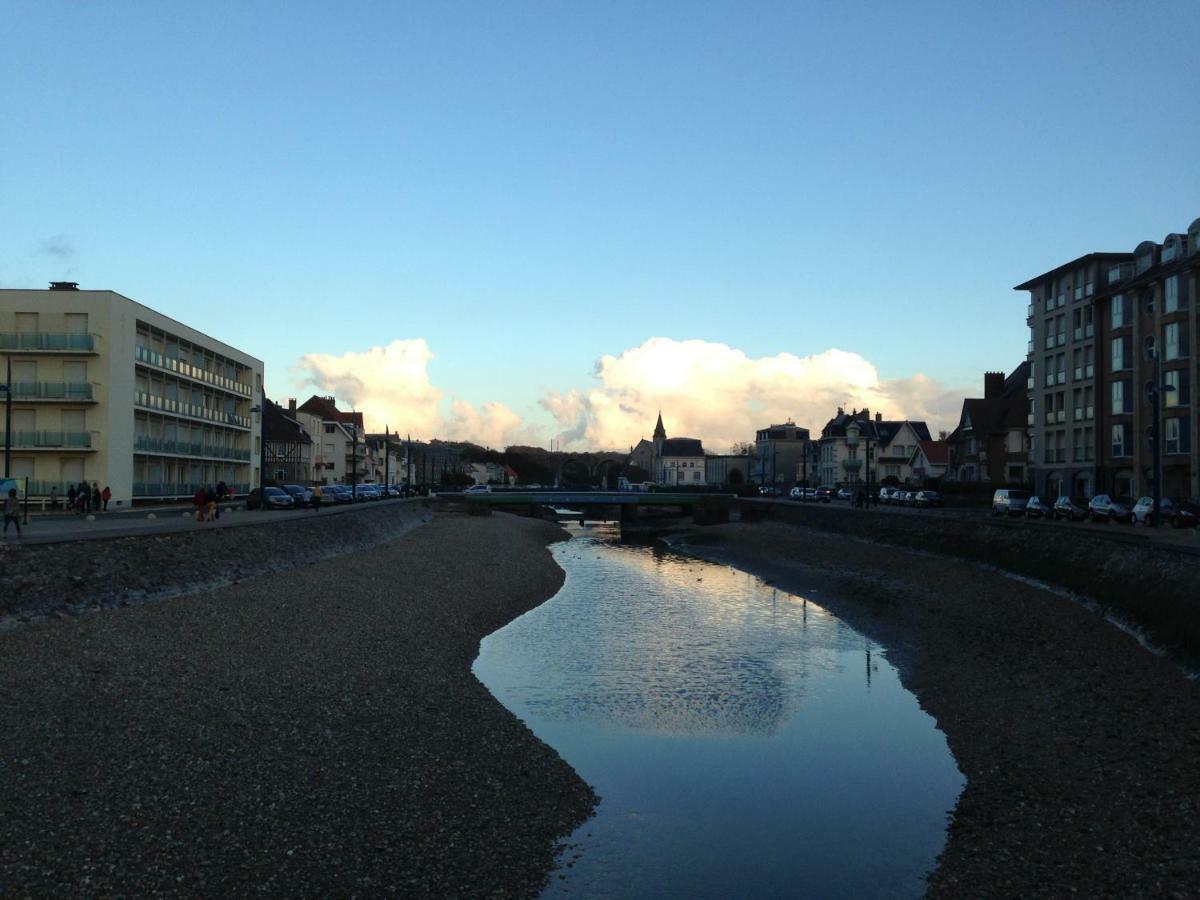 Le Reservoir Wimereux Luaran gambar